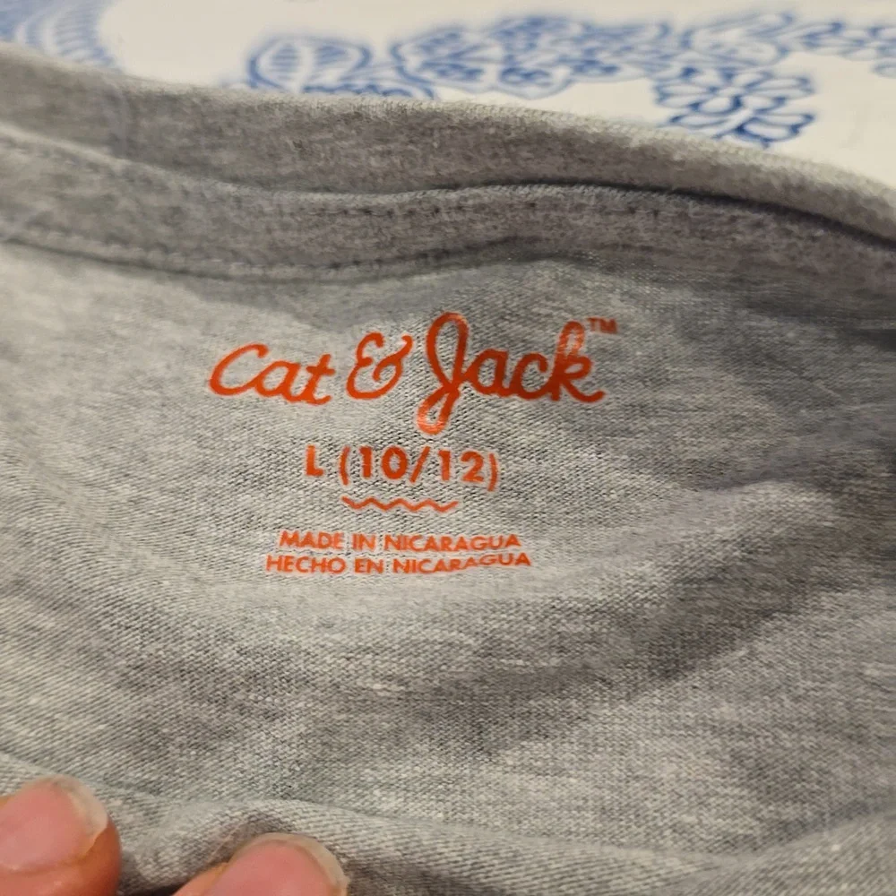 ❤️10/$13 New cat & jack long sleeved shirt
